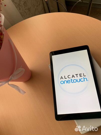 Планшет Alcatel one touch