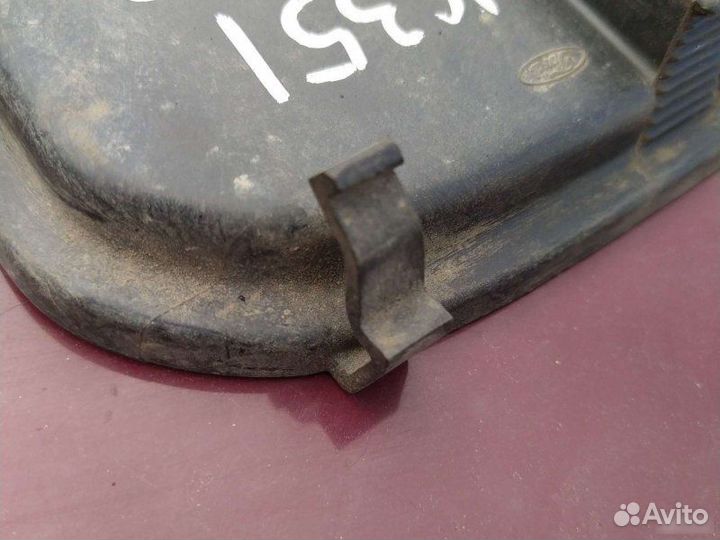 Крышка фары Ford Mondeo 1 1995