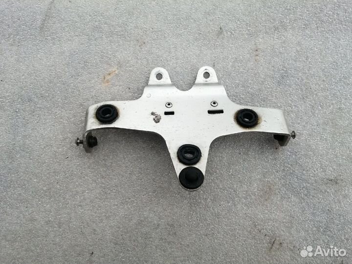 MV Agusta Brutale 1090R крепление приборной панели