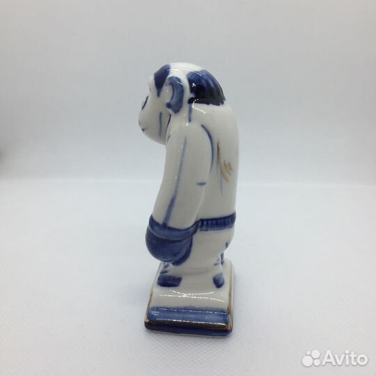 Боксерская перчатка Скульптура гжель