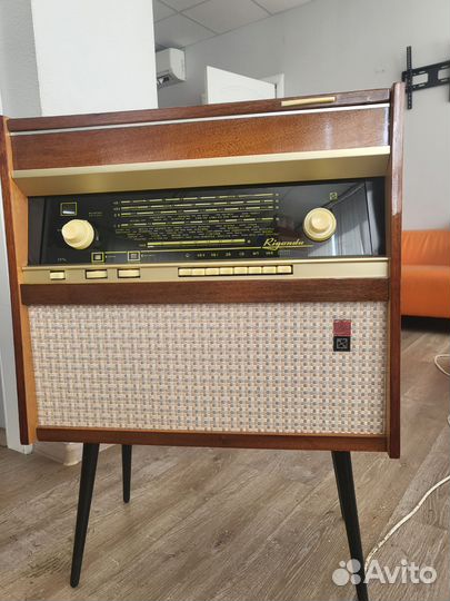 Ригонда радиола ретро с bluetooth,fm