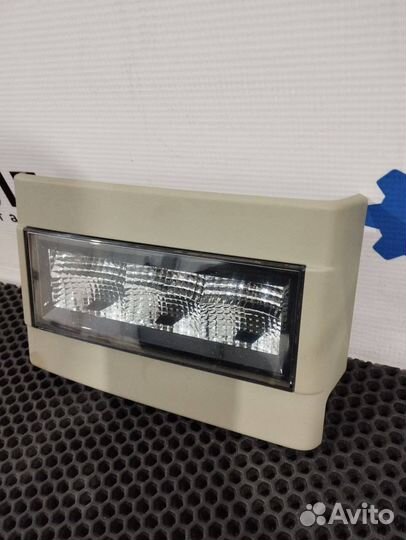 Фонарь салона (плафон) левый Volvo FH5 84810914