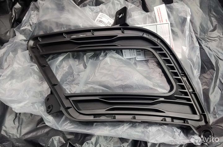 Туманка левая (Окантовка) Kia ceed