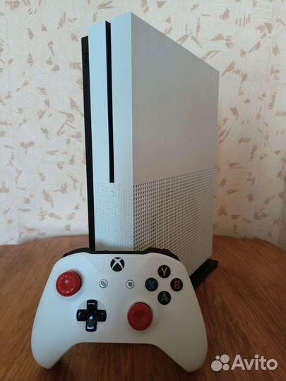 Xbox One S