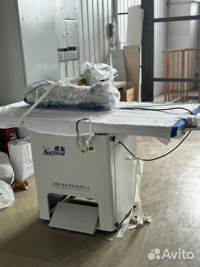 Утюжильный (гладильный) стол XF-CV-2D