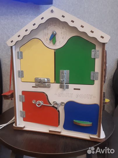 Бизиборд домик