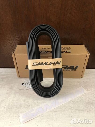 Губа на бампер универсальная