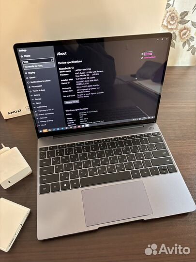 Huawei Matebook 13 AMD 16 512 HN-W19R