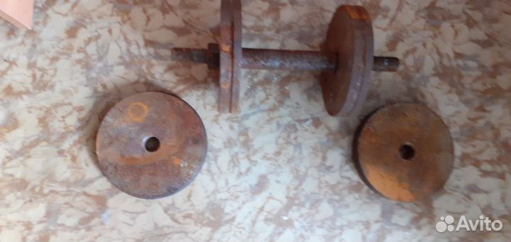 Гантели и турник