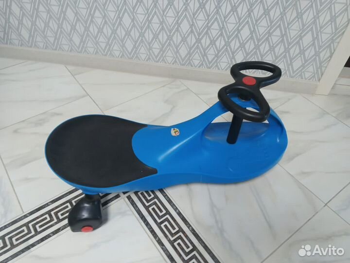 Машинка бибикар