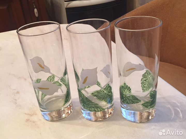 Стаканы, чашки