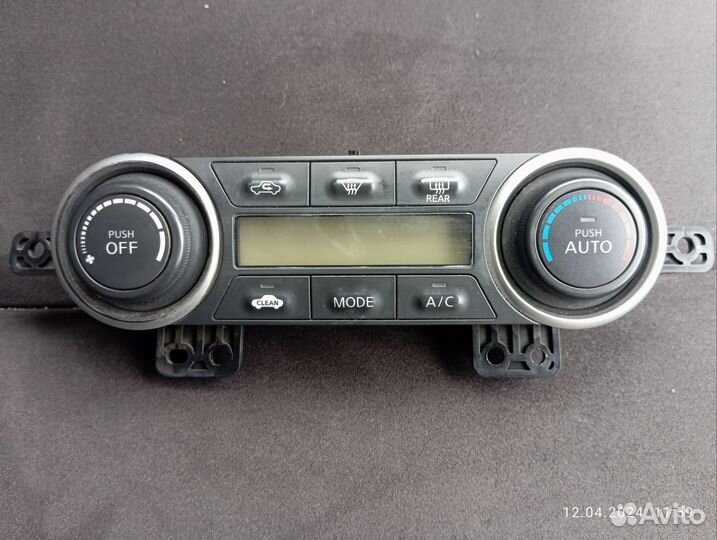 Климат контроль Nissan Tiida