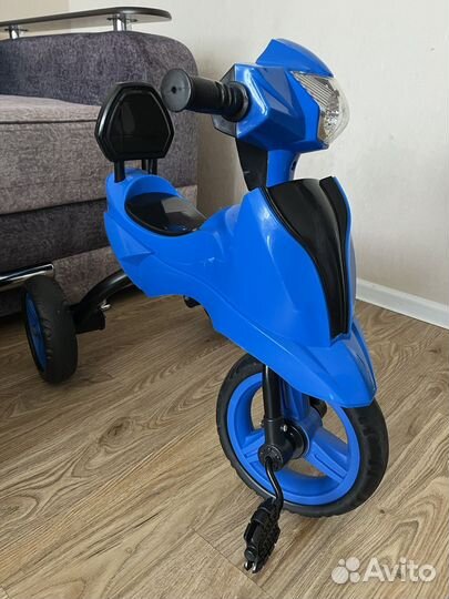 Трехколесный велосипед