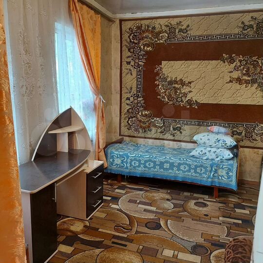 Дом 56 м² на участке 6 сот.