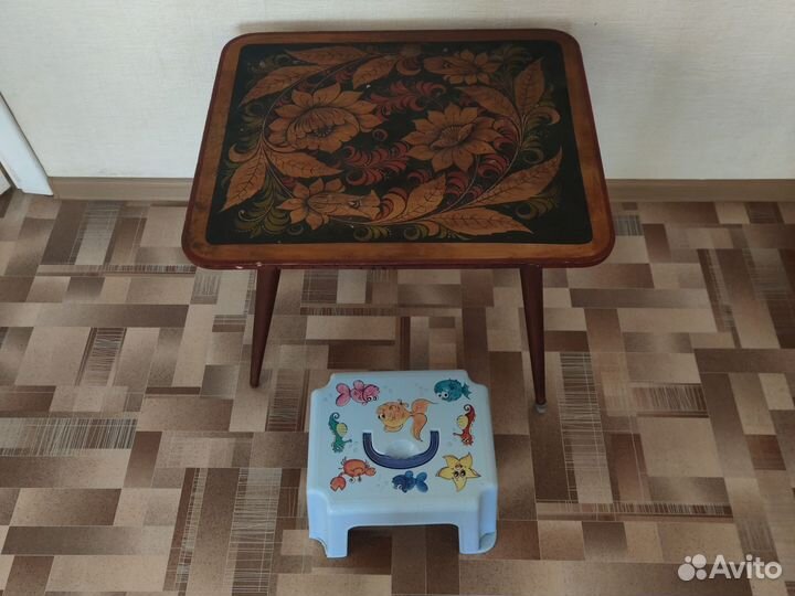 Стол и стул