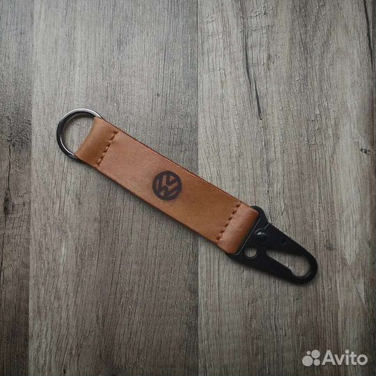 Кожаный брелок для ключей