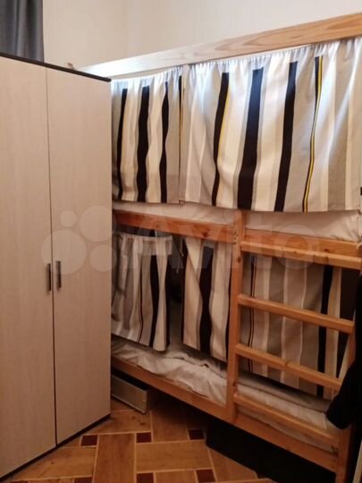 Комната 20 м² в 6-к., 1/7 эт.