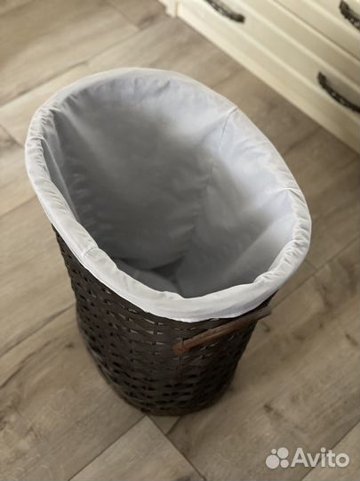 Корзина плетеная для белья