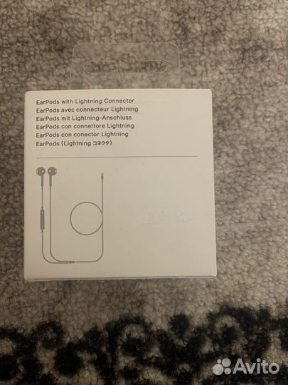 Наушники apple earpods lightning проводные