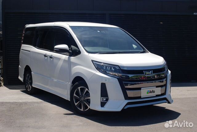 Toyota Noah 2.0 CVT, 2021, 67 000 км