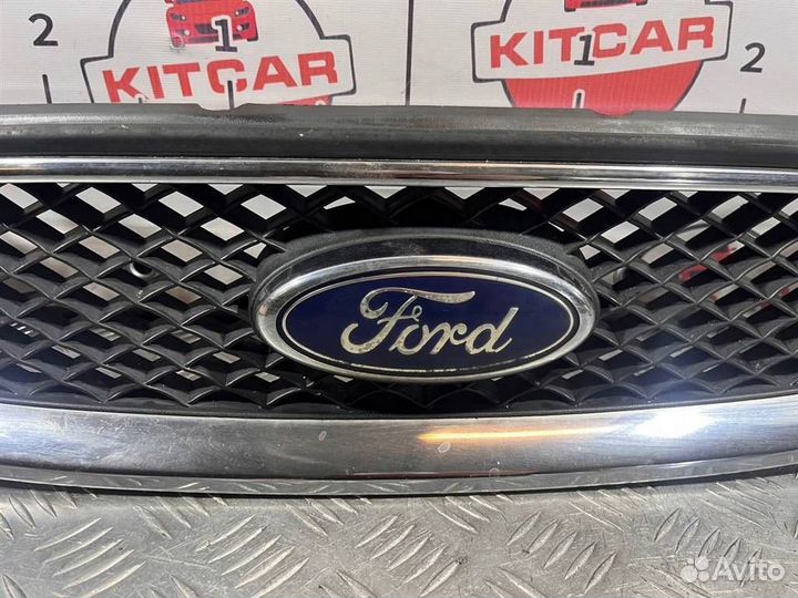 Решетка радиатора Ford Focus 2