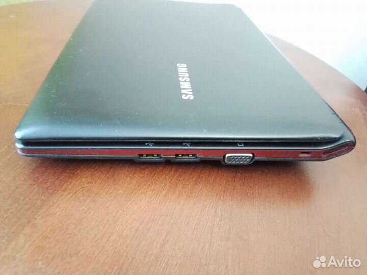 Нетбук Samsung n100