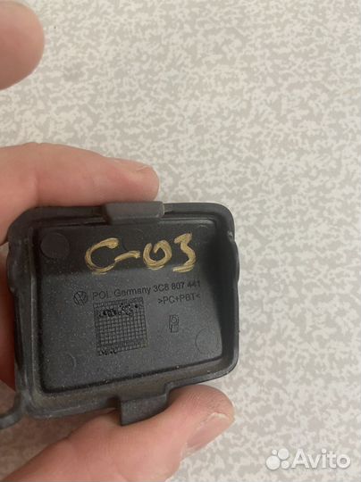 Заглушка буксируещего крюка Passat Cc