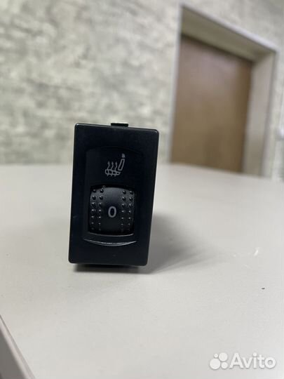 Кнопка обогрева сидений Фольксваген Пассат Б5+