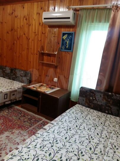 Комната 10 м² в 7-к., 2/2 эт.