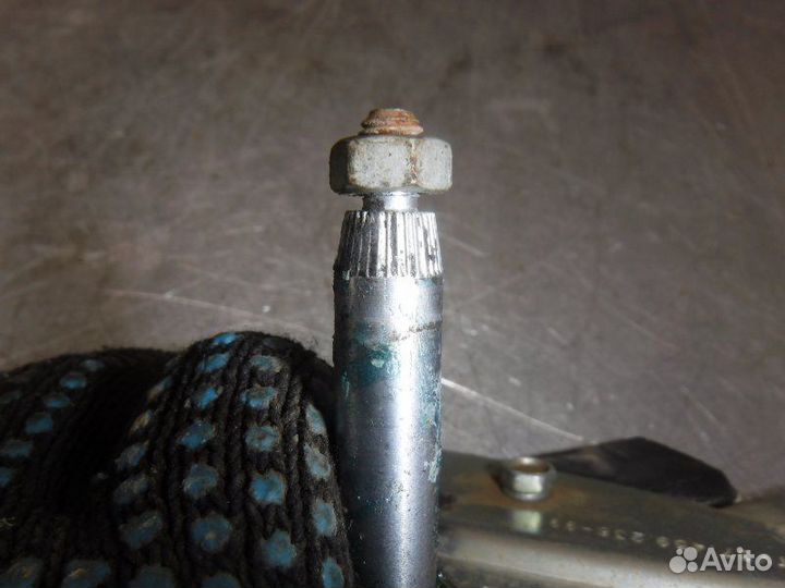 Мотор стеклоочистителя задний Лада Приора 21126