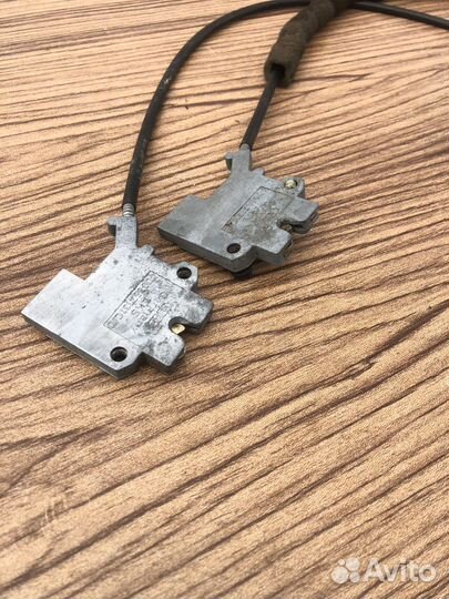 Кнопка бардачка Audi A8 (D2)