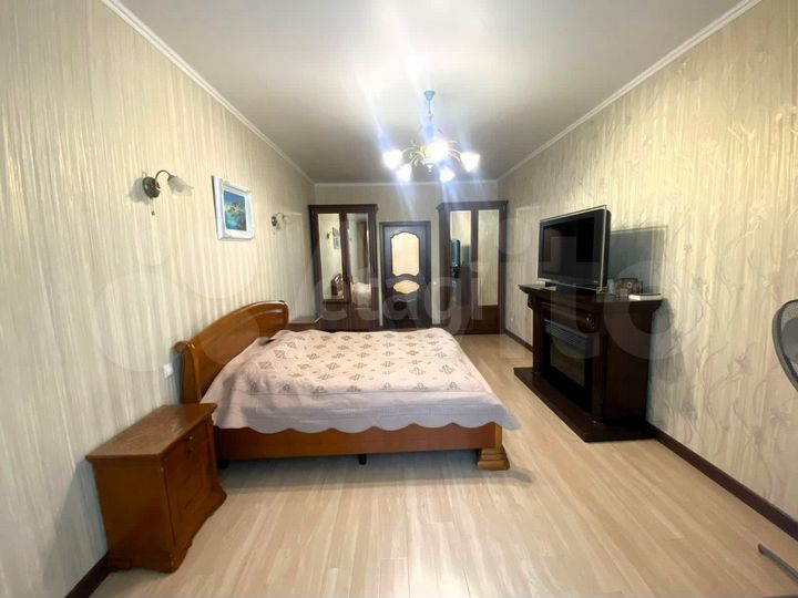 2-к. квартира, 78,6 м², 13/25 эт.