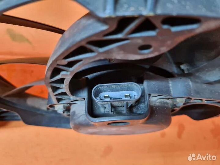 Вентиляторы радиатора Ford Escape 2008