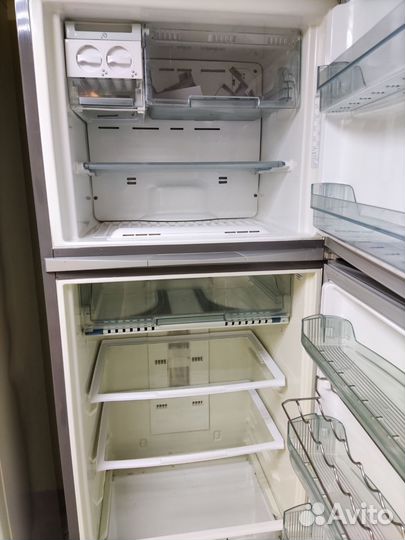 Холодильник Whirlpool No Frost широкий