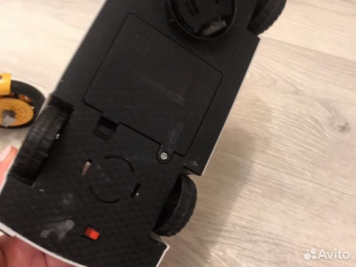 Машинки игрушечные