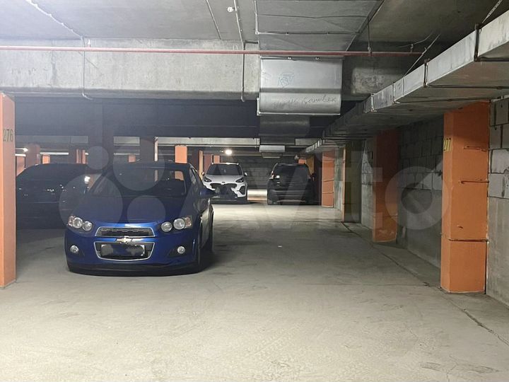 Машиноместо, 15 м²