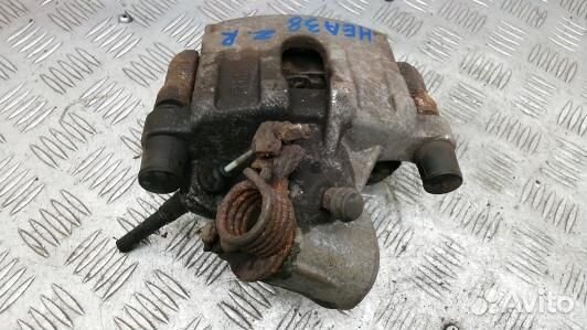 Суппорт тормозной задний правый mazda 3 1 (HEA38OO