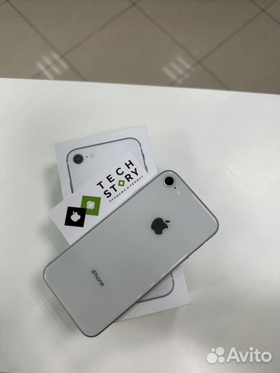 iPhone 8, 64 ГБ