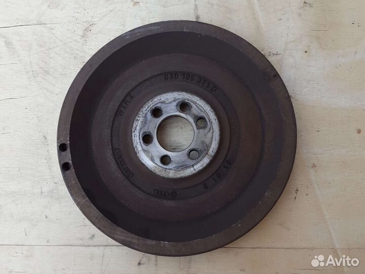 Маховик 037105253D Volkswagen Polo