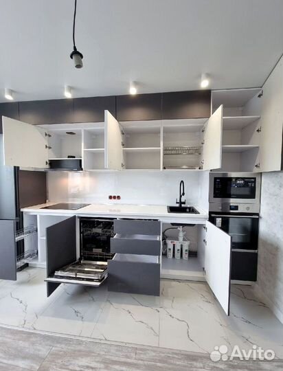 Кухня на заказ CS - 175