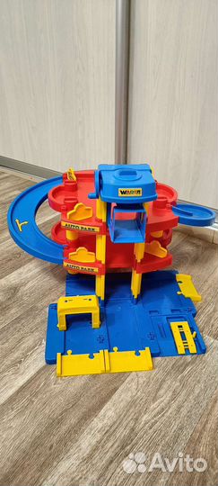 Парковка для машинок