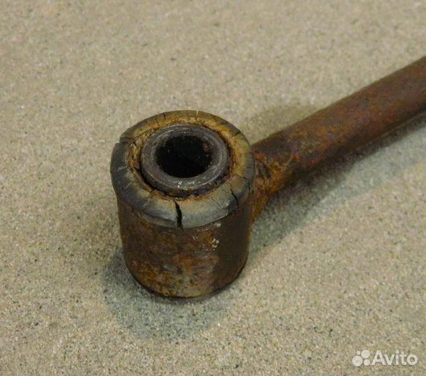 Рычаг задний левый развальный Toyota Corolla Е110