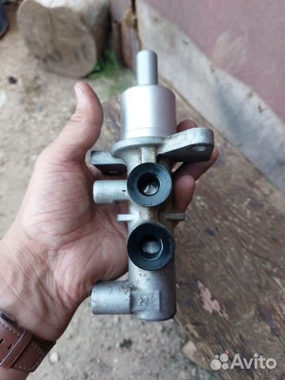 Главный тормозной цилиндр Лада Гранта, TRW