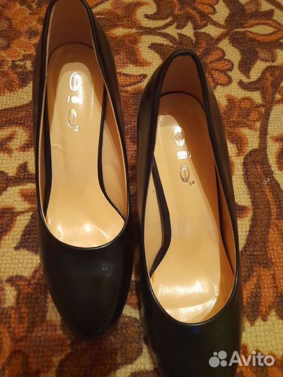 Туфли женские
