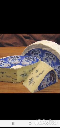 Сыр мягкий с плесенью Сэнт агюр, Бавария блу