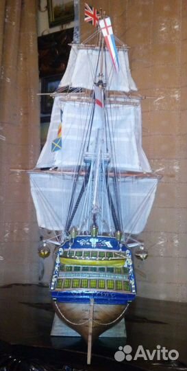 Продажа модели линейного корабля 