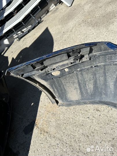 Бампер передний Volkswagen Bora 2002