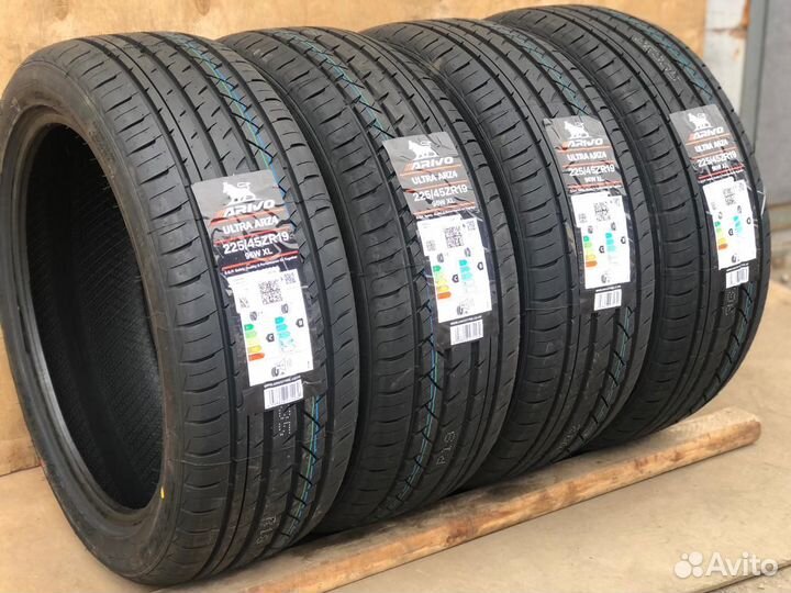 Arivo Ultra ARZ4 235/40 R19