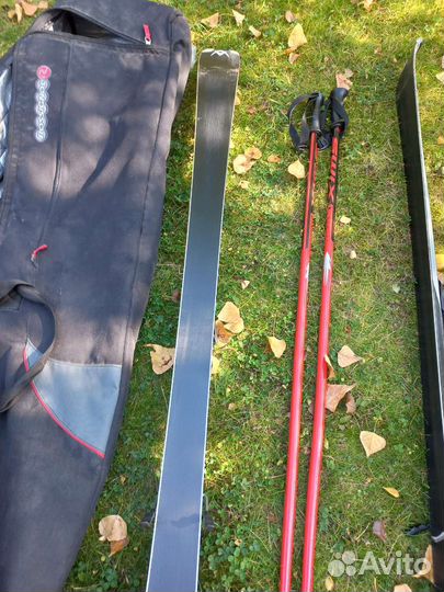 Горные лыжи и ботинки Rossignol