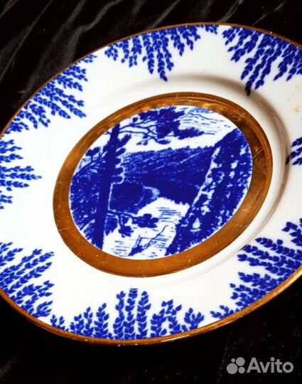 Тарелка декоративная фарфор,кобальт Богдановичи